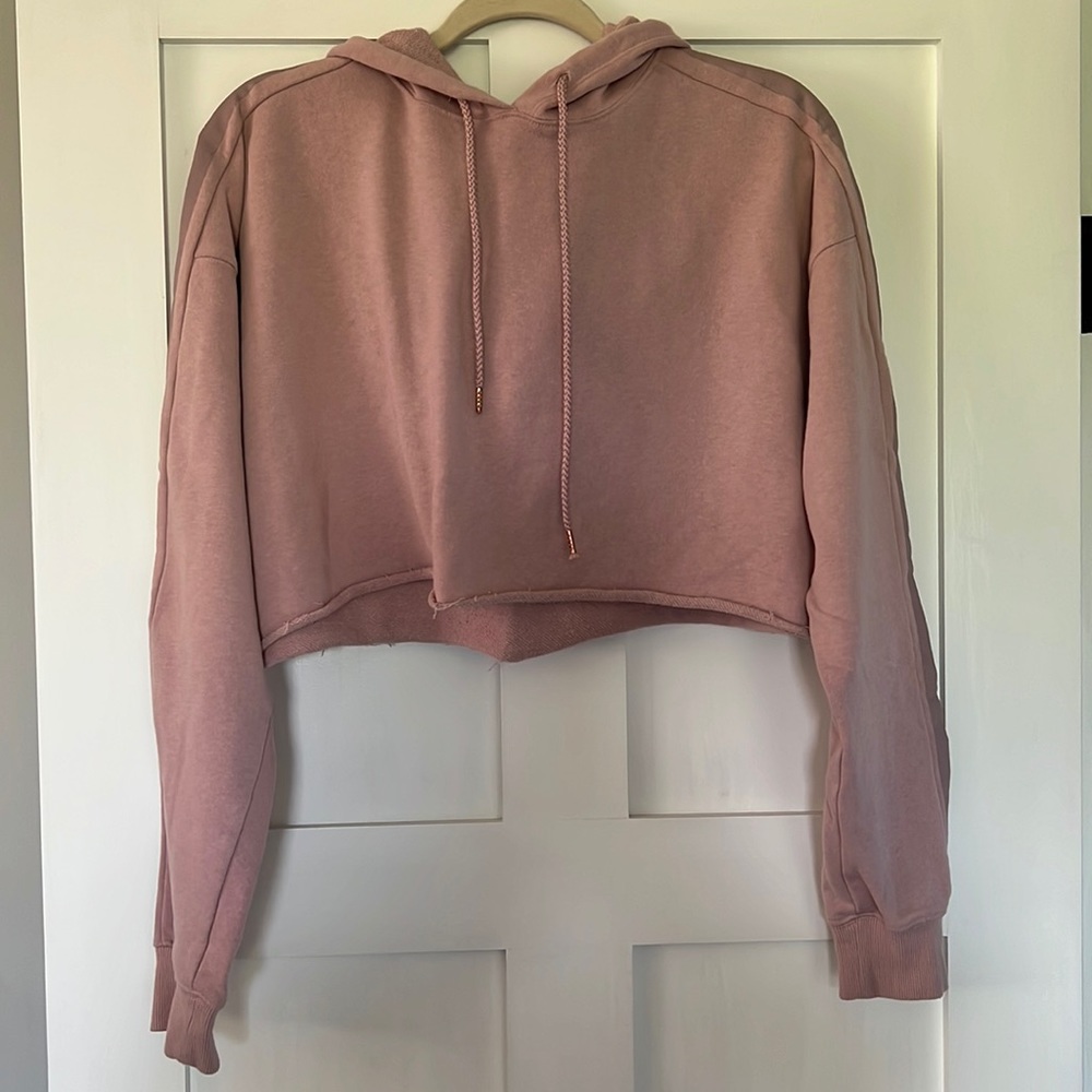 Forever 21 cropped hoodie